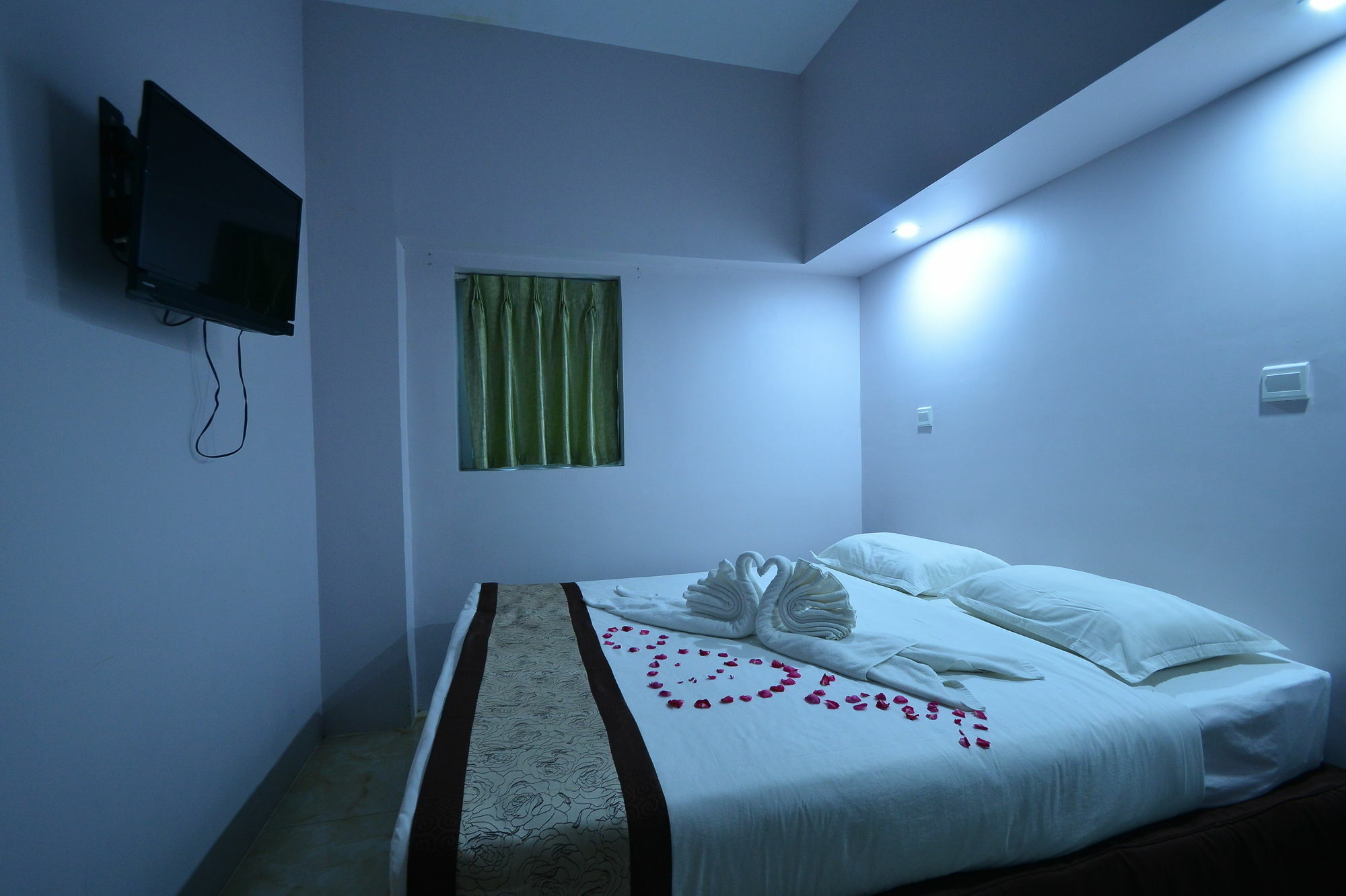 Hotel Family Treasure Yangon Extérieur photo